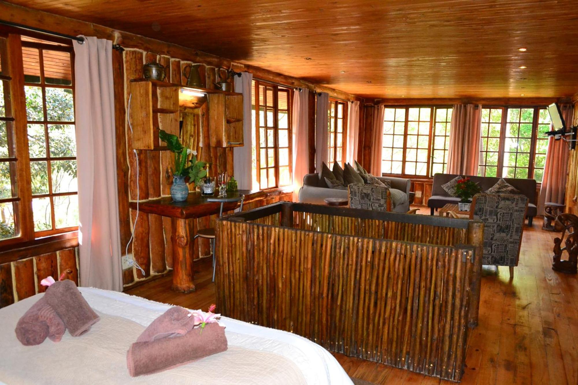 On Golden Pond - Mount Amanzi Apartment Хартбееспоорт Екстериор снимка